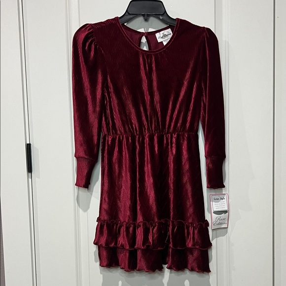 RARE EDITIONS BURGUNDY LONG SLEEVE VELVET DRESS - Picture 2 of 7